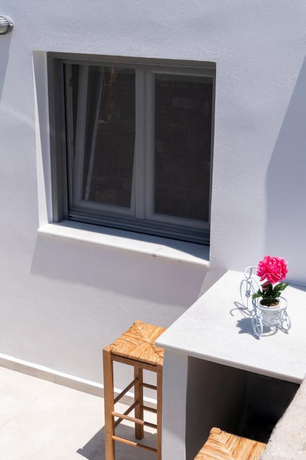 Blue View Villa Apartment #3 With Jacuzzi Parasporos Ngoại thất bức ảnh