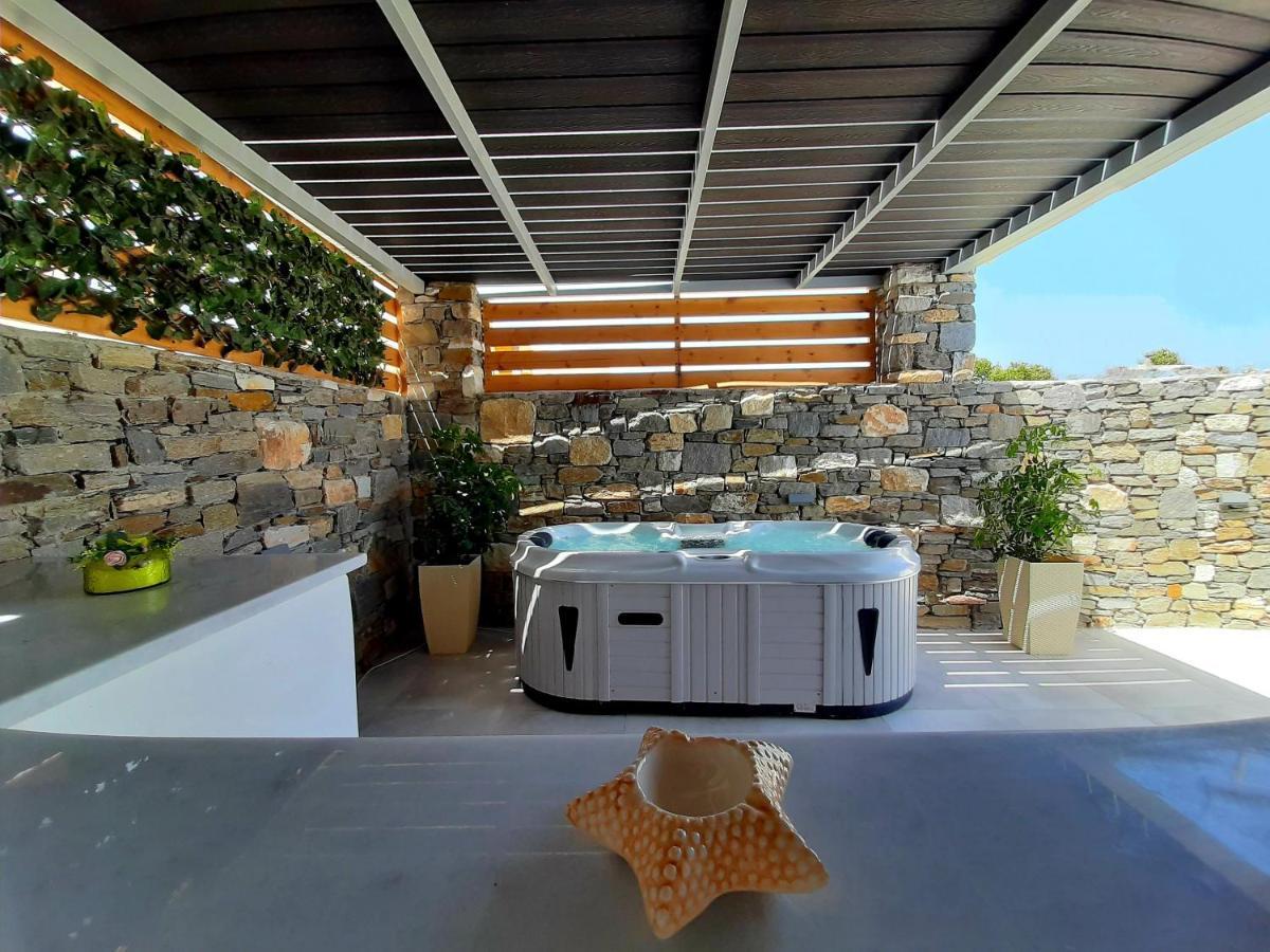 Blue View Villa Apartment #3 With Jacuzzi Parasporos Ngoại thất bức ảnh