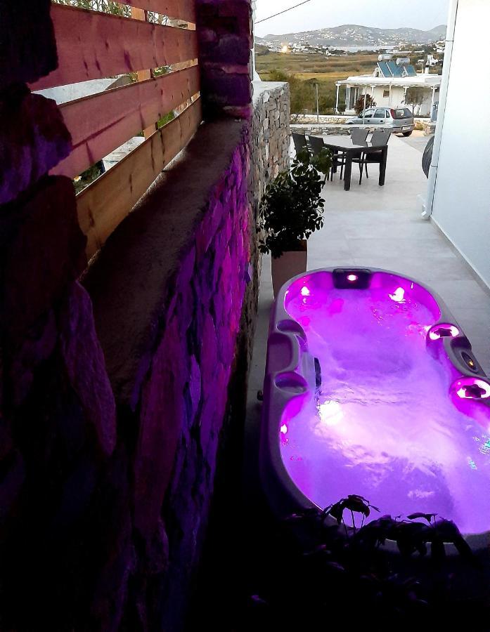 Blue View Villa Apartment #3 With Jacuzzi Parasporos Ngoại thất bức ảnh