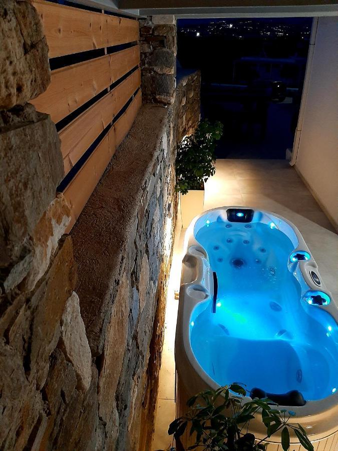 Blue View Villa Apartment #3 With Jacuzzi Parasporos Ngoại thất bức ảnh